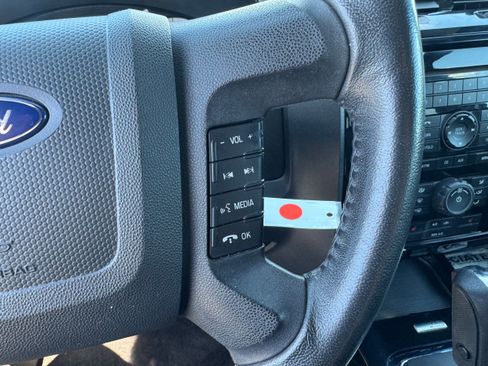 Used 2011 Ford Escape Limited w/ 302A Rapid Spec Order Code FWD image 15