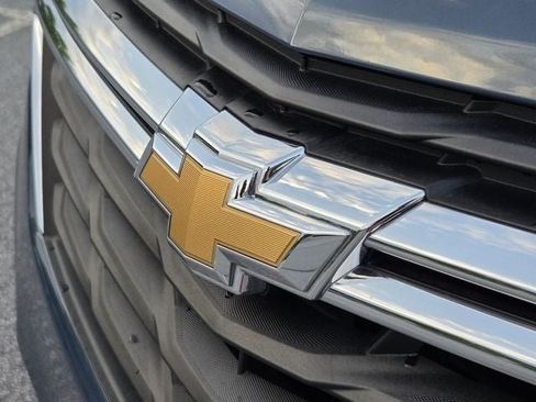 Used 2024 Chevrolet Equinox LS w/ Driver Confidence II Package FWD image 43