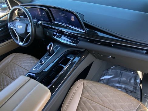 Used 2021 Cadillac Escalade Sport w/ Driver Assist Tech Package image 12