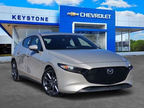 Used 2024 MAZDA MAZDA3 s image 1