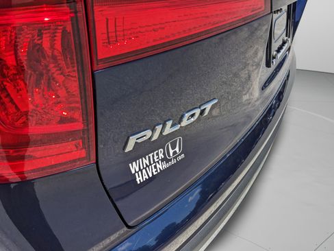 Used 2018 Honda Pilot Touring image 39