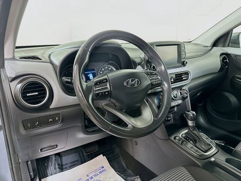 Used 2020 Hyundai Kona SEL FWD image 9