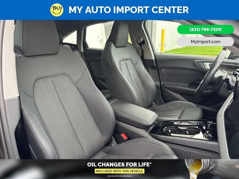Used 2025 Audi A5 2.0T Premium Plus w/ Premium Plus AWD/4WD image 23