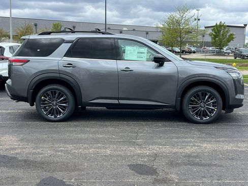 New 2026 Nissan Pathfinder SL w/ SL Premium Package AWD/4WD image 53