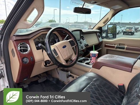 Used 2014 Ford F350 King Ranch w/ FX4 Off-Road Package AWD/4WD image 12