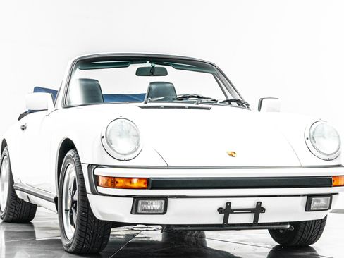 Used 1989 Porsche 911 Carrera RWD image 3