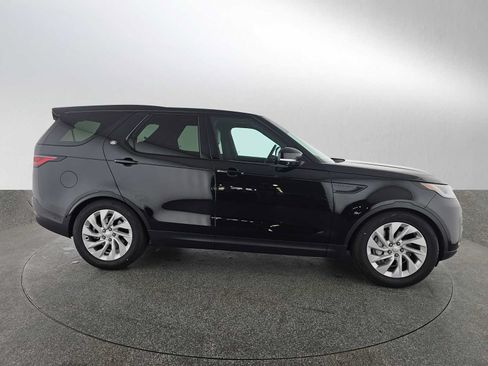 Used 2025 Land Rover Discovery S AWD/4WD image 2