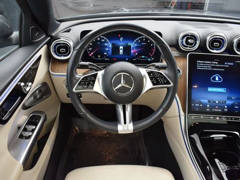 Used 2022 Mercedes-Benz C 300 4MATIC Sedan w/ Exclusive Trim Package image 18