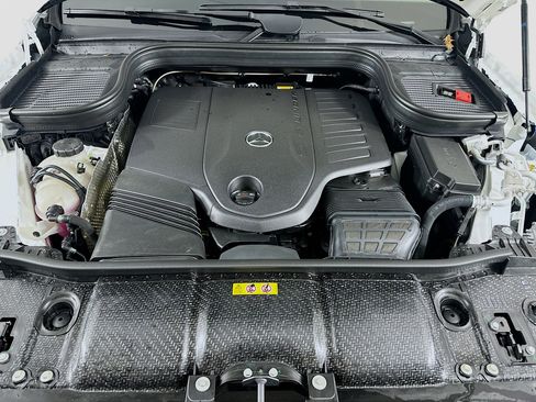 Used 2026 Mercedes-Benz GLS 450 4MATIC image 41
