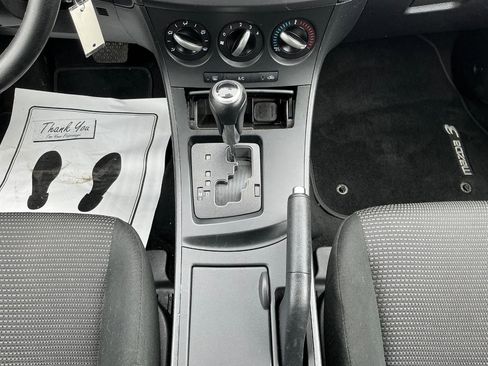 Used 2012 MAZDA MAZDA3 i Touring FWD image 18