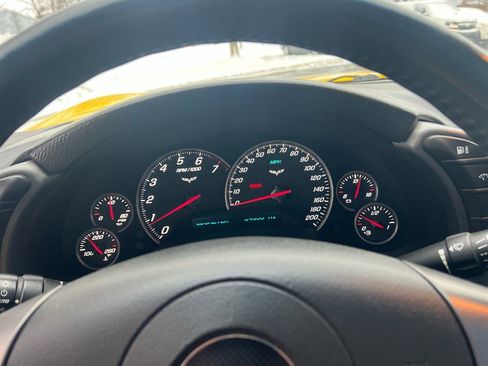 Used 2006 Chevrolet Corvette Coupe w/ Preferred Equipment Group image 30