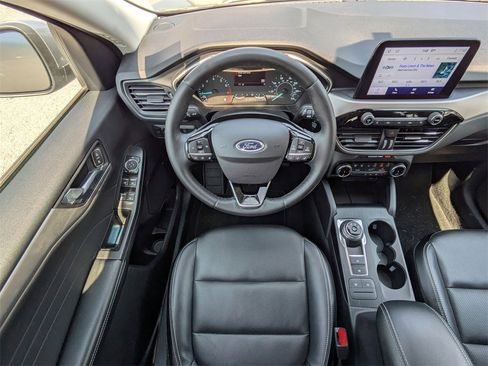 Used 2022 Ford Escape SEL image 15