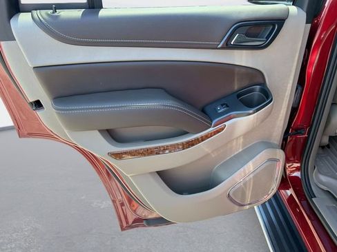 Used 2017 Chevrolet Tahoe Premier RWD image 13