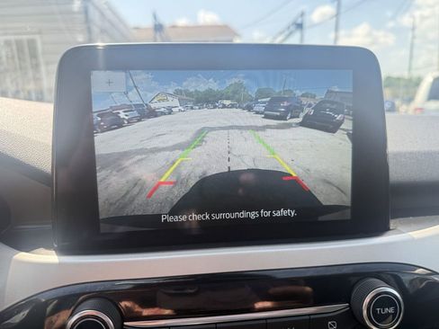 Used 2022 Ford Escape SE image 14