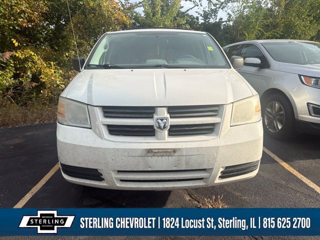 Used 2010 Dodge Grand Caravan Hero w/ Entertainment Group 1 FWD image 2