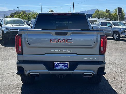 Used 2025 GMC Sierra 1500 Denali AWD/4WD image 6