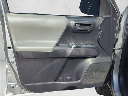 Certified 2020 Toyota Tacoma SR w/ SR Convenience Package RWD image 6
