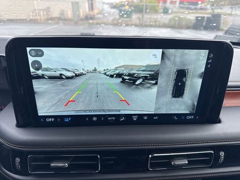 New 2025 Lincoln Aviator Black Label image 40