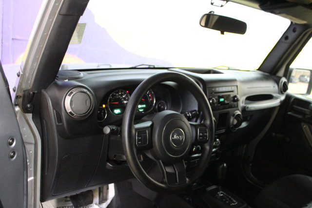 Used 2016 Jeep Wrangler Sport AWD/4WD image 12