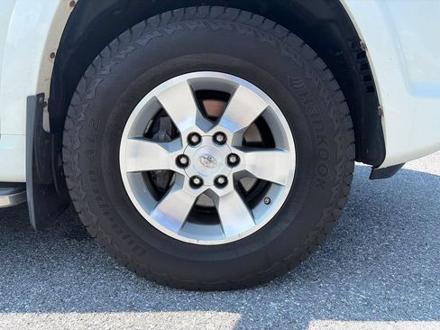 Used 2013 Toyota 4Runner SR5 w/ Premium Pkg RWD image 30