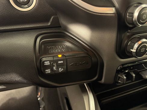 Used 2024 RAM 2500 Big Horn w/ Off Road Package image 18