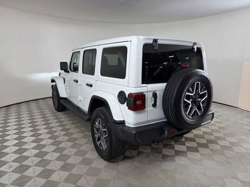 Used 2024 Jeep Wrangler Sahara w/ Safety Group image 5
