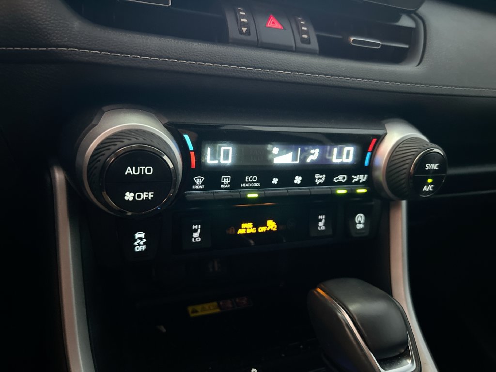 Used 2023 Toyota RAV4 XLE Premium FWD image 27