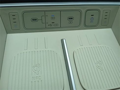 Used 2024 Hyundai Santa Fe Calligraphy image 30