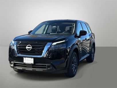 New 2025 Nissan Pathfinder S