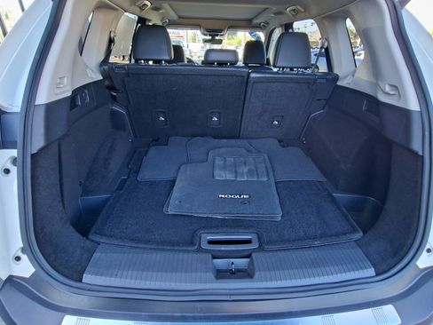 Certified 2023 Nissan Rogue Platinum w/ Platinum Premium Package FWD image 21