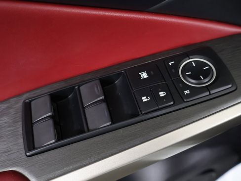 Used 2019 Lexus IS 300 F Sport image 40