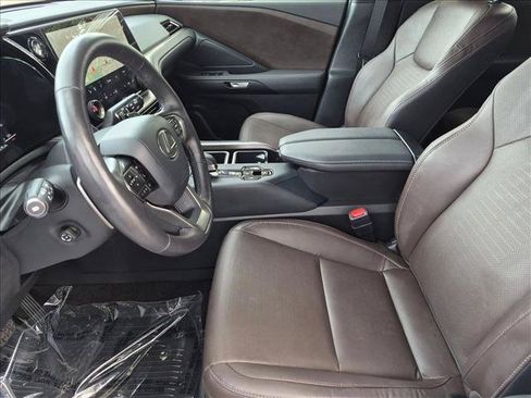 Certified 2026 Lexus TX 350 FWD w/ Technology Package image 17