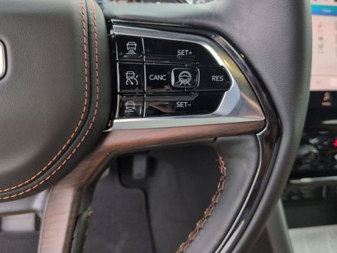 New 2025 Jeep Grand Cherokee L Summit image 23