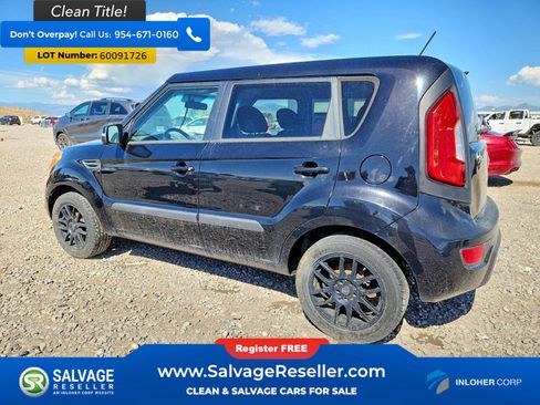 Used 2013 Kia Soul + FWD image 3