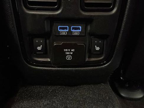 Used 2022 Dodge Durango R/T image 44