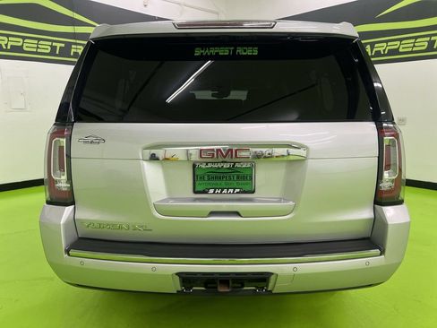 Used 2016 GMC Yukon XL Denali AWD/4WD image 8