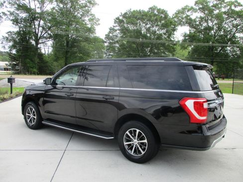 Used 2018 Ford Expedition Max XLT w/ Equipment Group 202A image 26