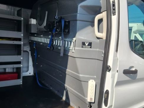 Used 2020 Ford Transit 250 Low Roof RWD image 6