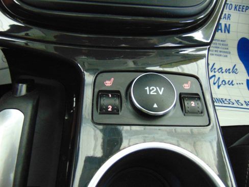 Used 2015 Ford Escape Titanium w/ Equipment Group 301A AWD/4WD image 16