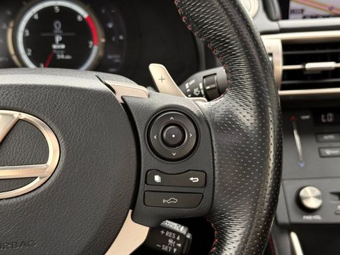 Used 2016 Lexus IS 200t w/ F Sport Package RWD image 38