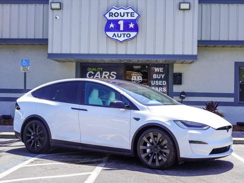 Used 2022 Tesla Model X AWD/4WD image 3