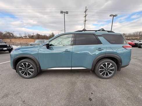 New 2026 Nissan Pathfinder Platinum w/ Cargo Package image 9