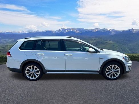 Used 2019 Volkswagen Golf Alltrack S AWD/4WD image 7