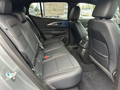 New 2026 Chevrolet Equinox EV LT image 12