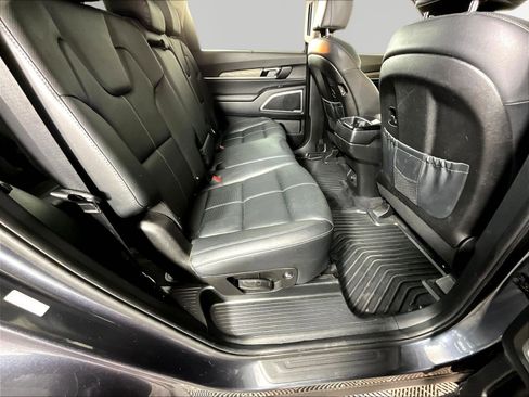 Used 2022 Kia Telluride EX FWD image 23