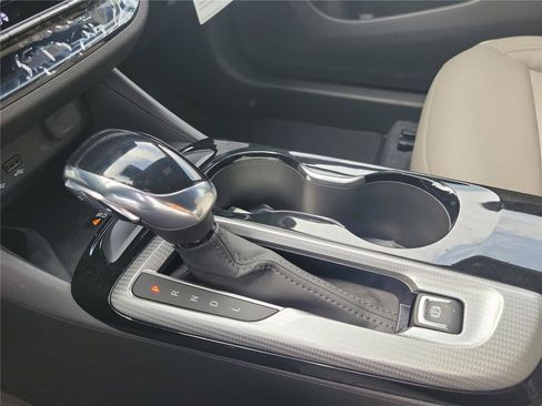 New 2026 Buick Envista Avenir image 24