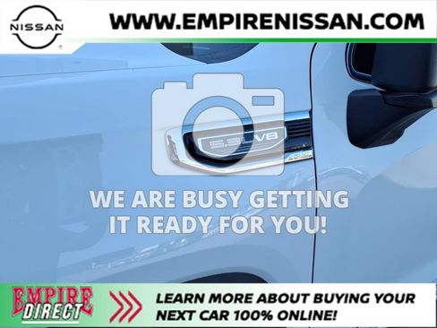Used 2026 GMC Sierra 1500 SLT AWD/4WD image 4