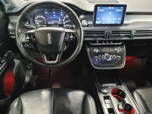 Used 2021 Lincoln Corsair AWD w/ Premium Package image 22