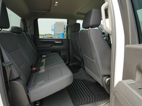Used 2025 Chevrolet Silverado 2500 LT w/ Convenience Package AWD/4WD image 23