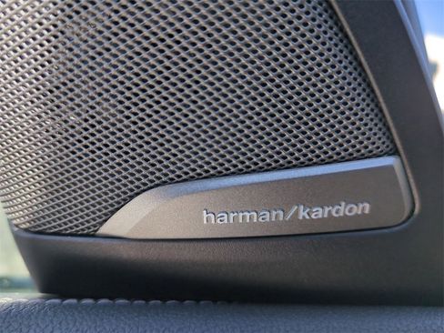 Used 2018 BMW X3 M40i image 13